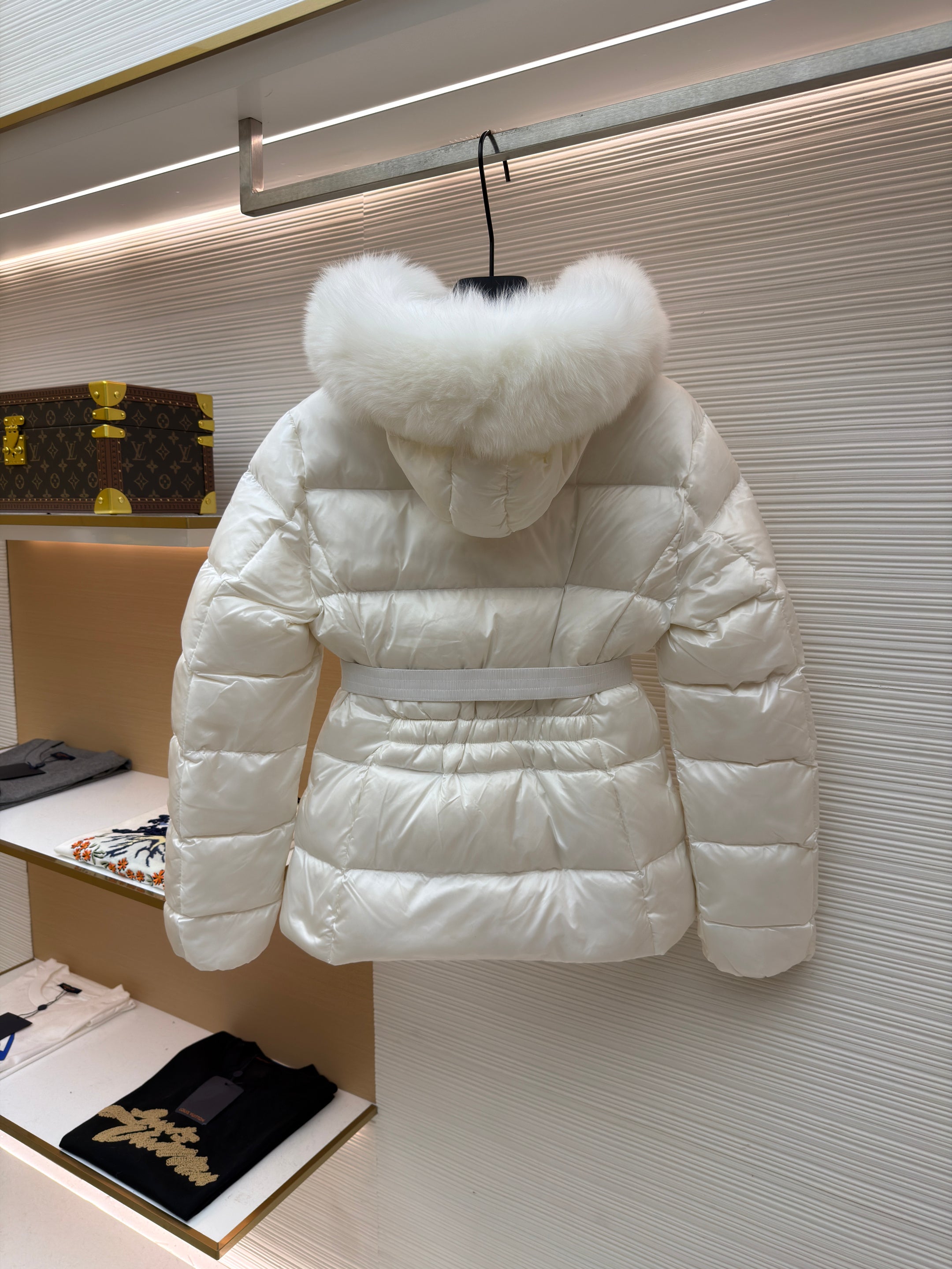 MNCLR Down Jacket - White