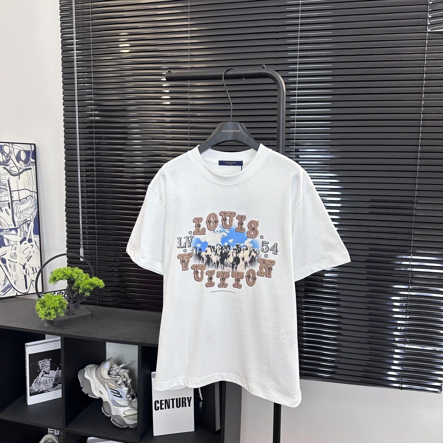 LV T-Shirt - White