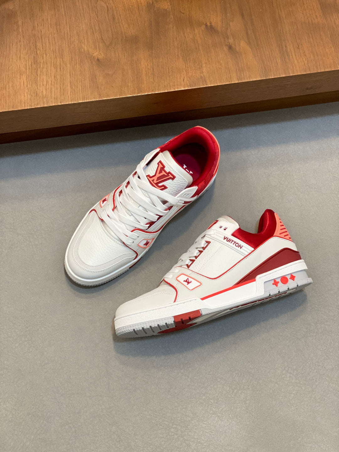 LV Trainer - White/Red