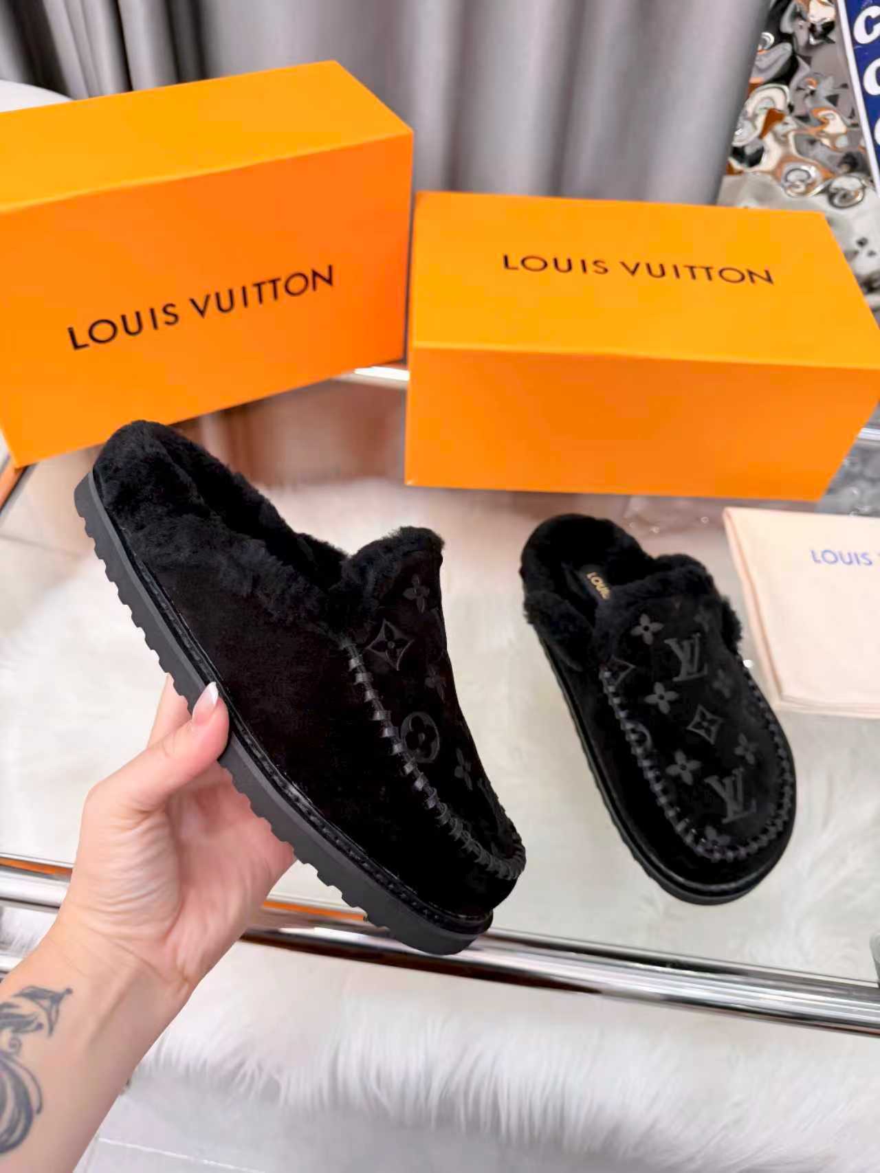 LV Colorado Mule - Black