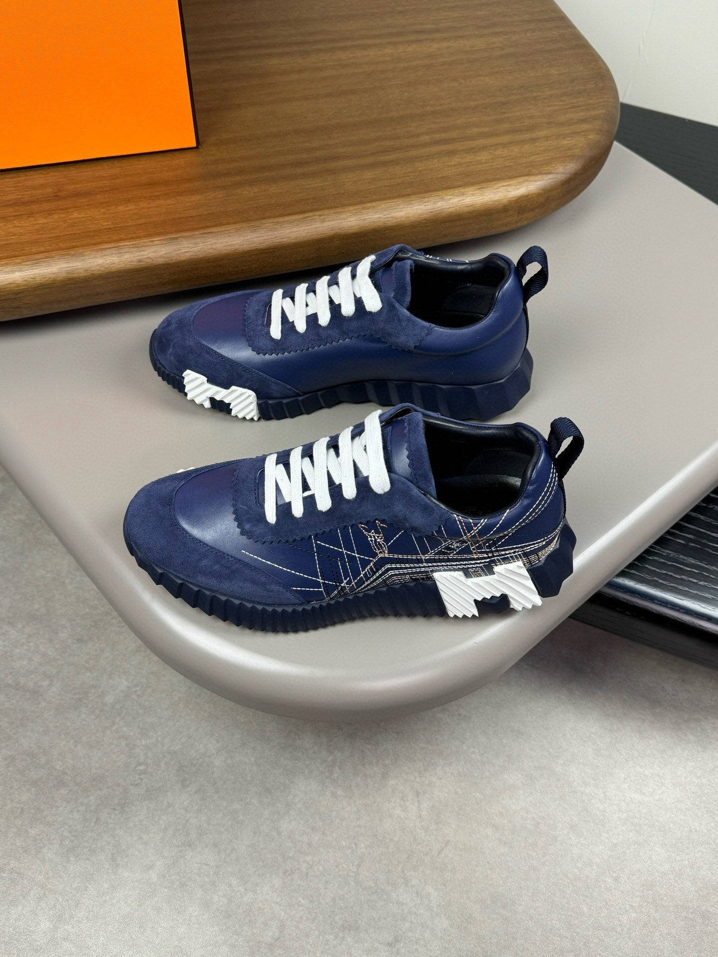 HMES Jump Sneaker - Blue/White