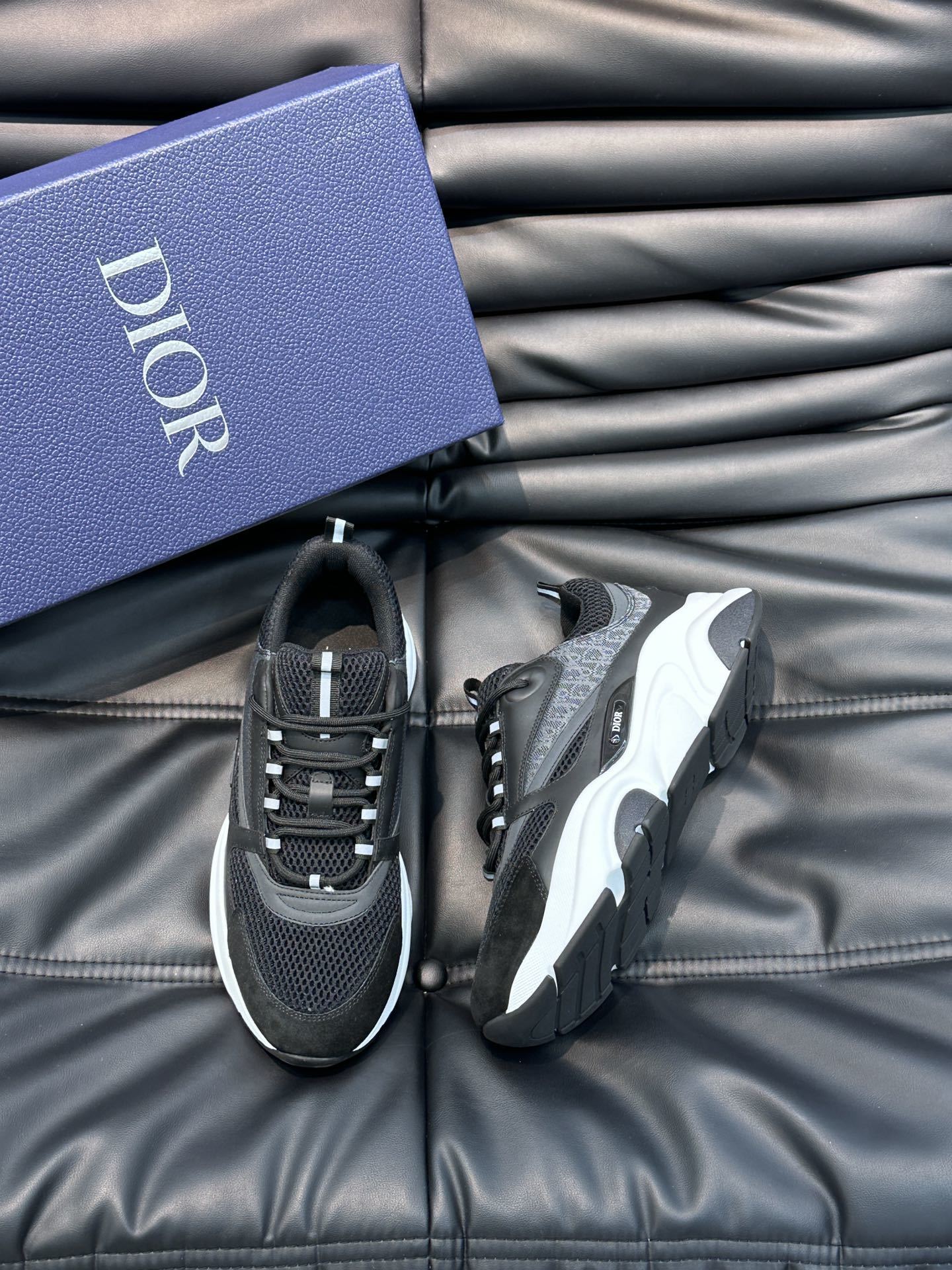 CD B22 Sneaker - Black/Grey