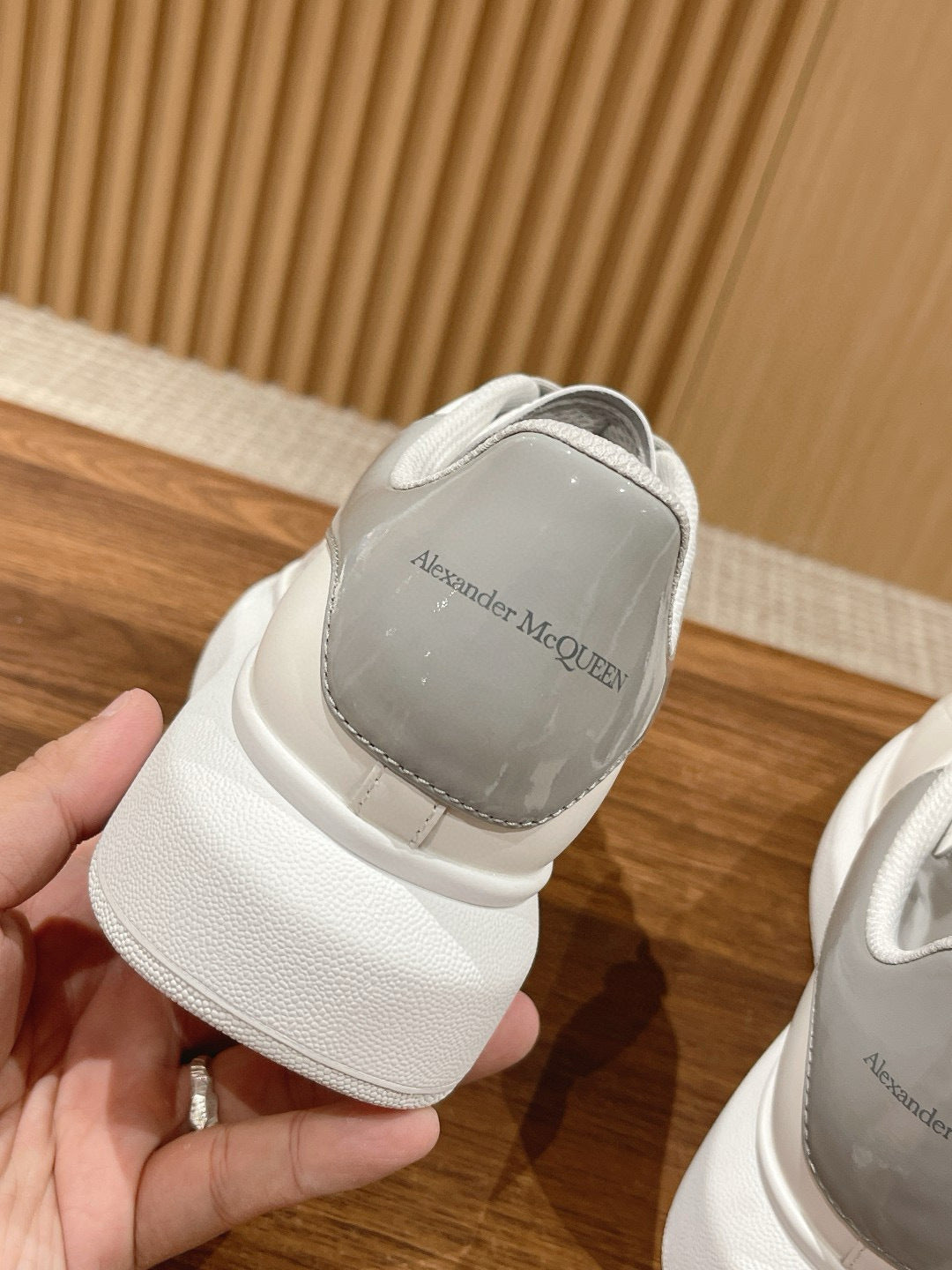 MCQN Sneaker - White/Grey