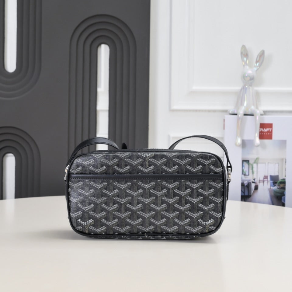 GYRD CROSSBODY - Black