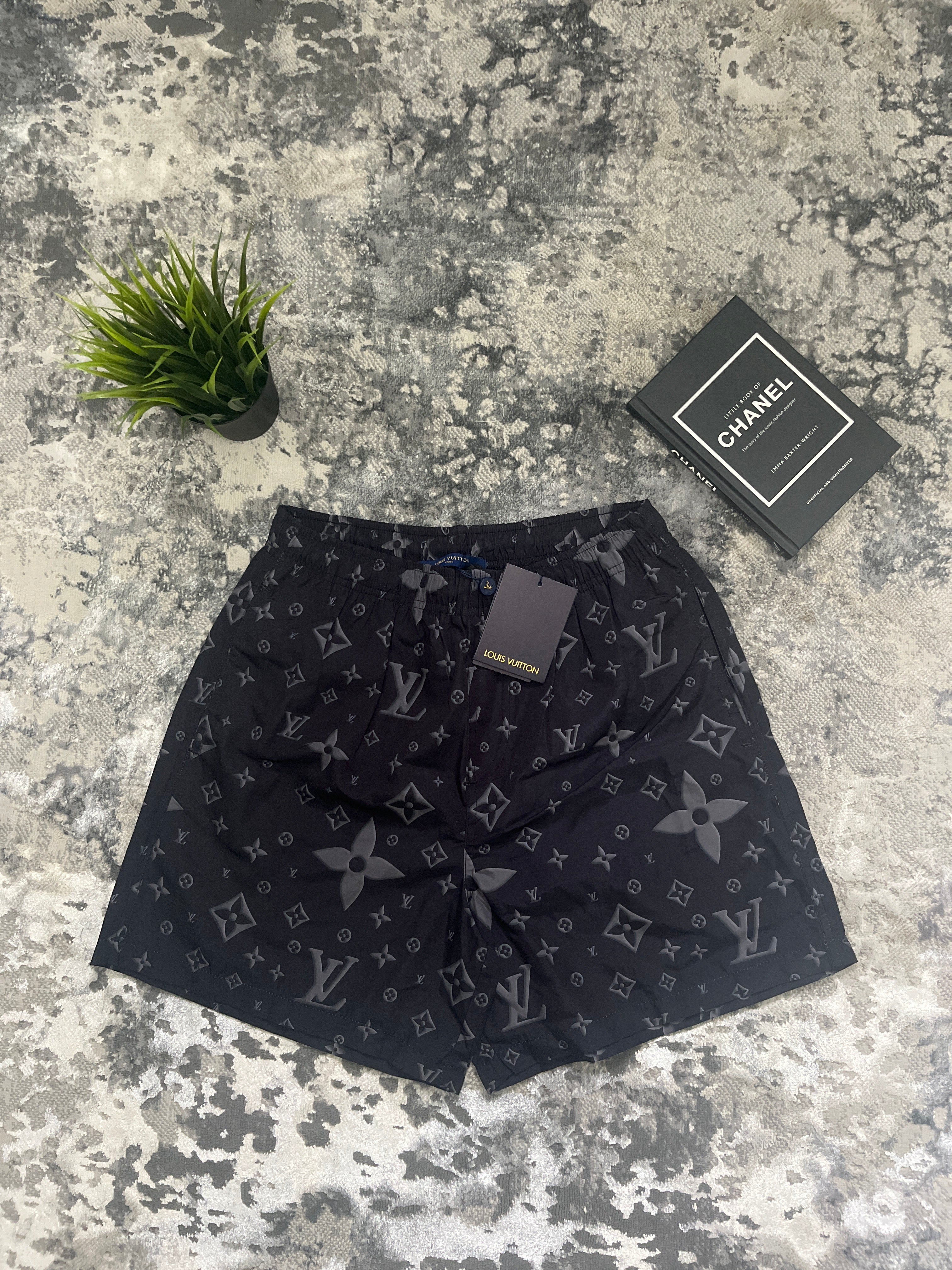 Louis Vuitton Shorts – Black