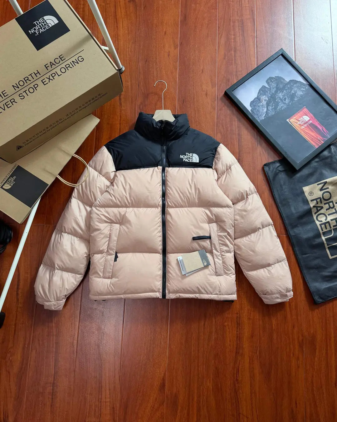NF Nuptse - Light Pink/Black