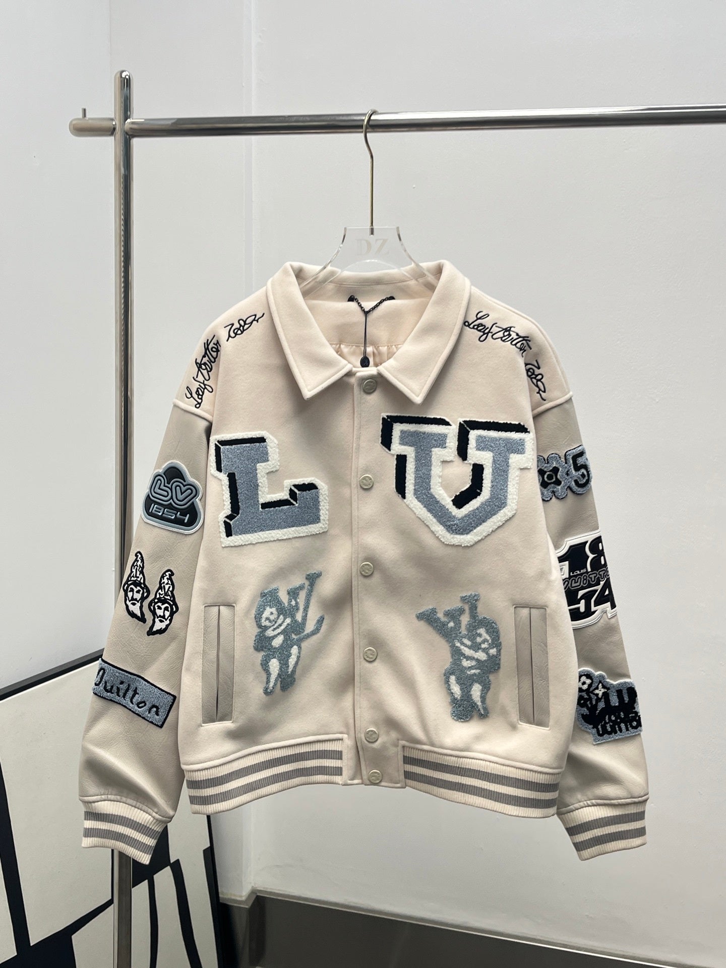 LV Jacket - Light Beige/Grey