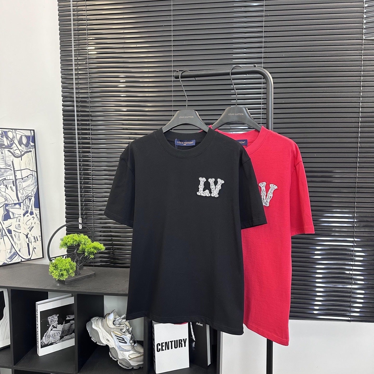 LV T-Shirt