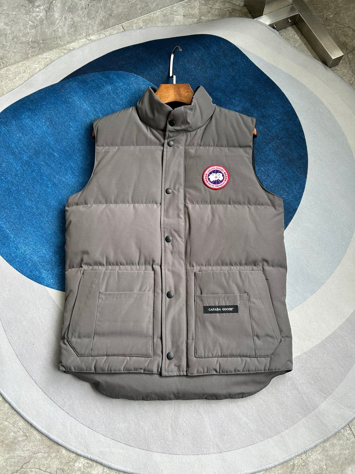 CG Gilet - Grey