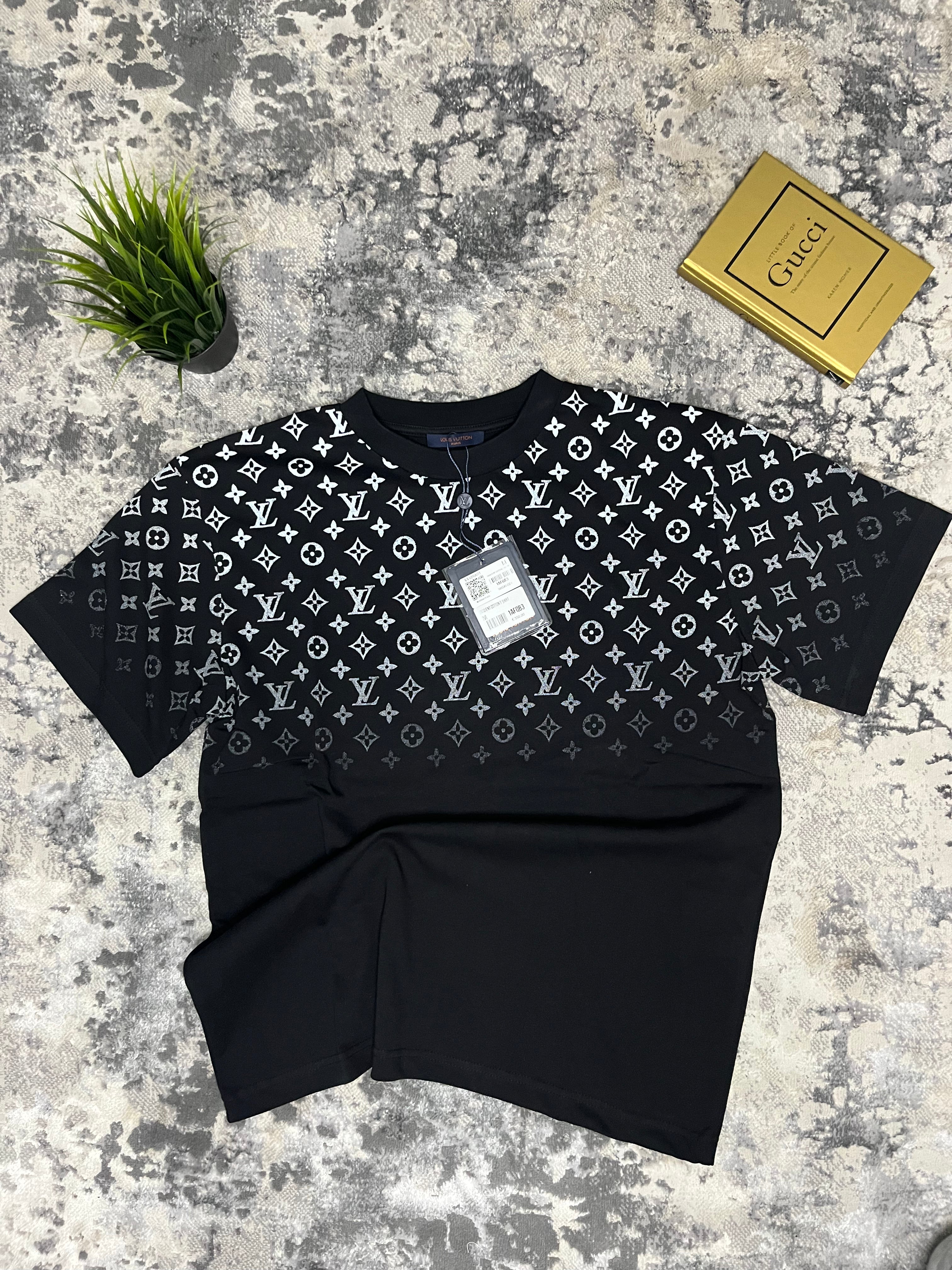 Louis Vuitton Tee – Black