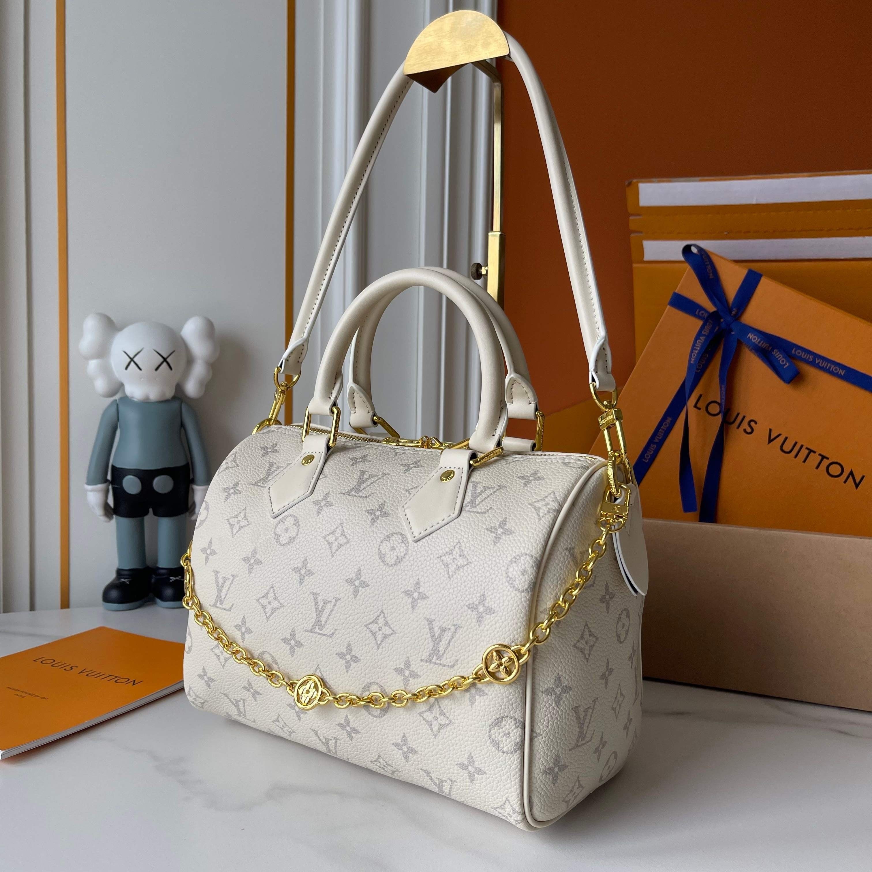 LV Bag - White