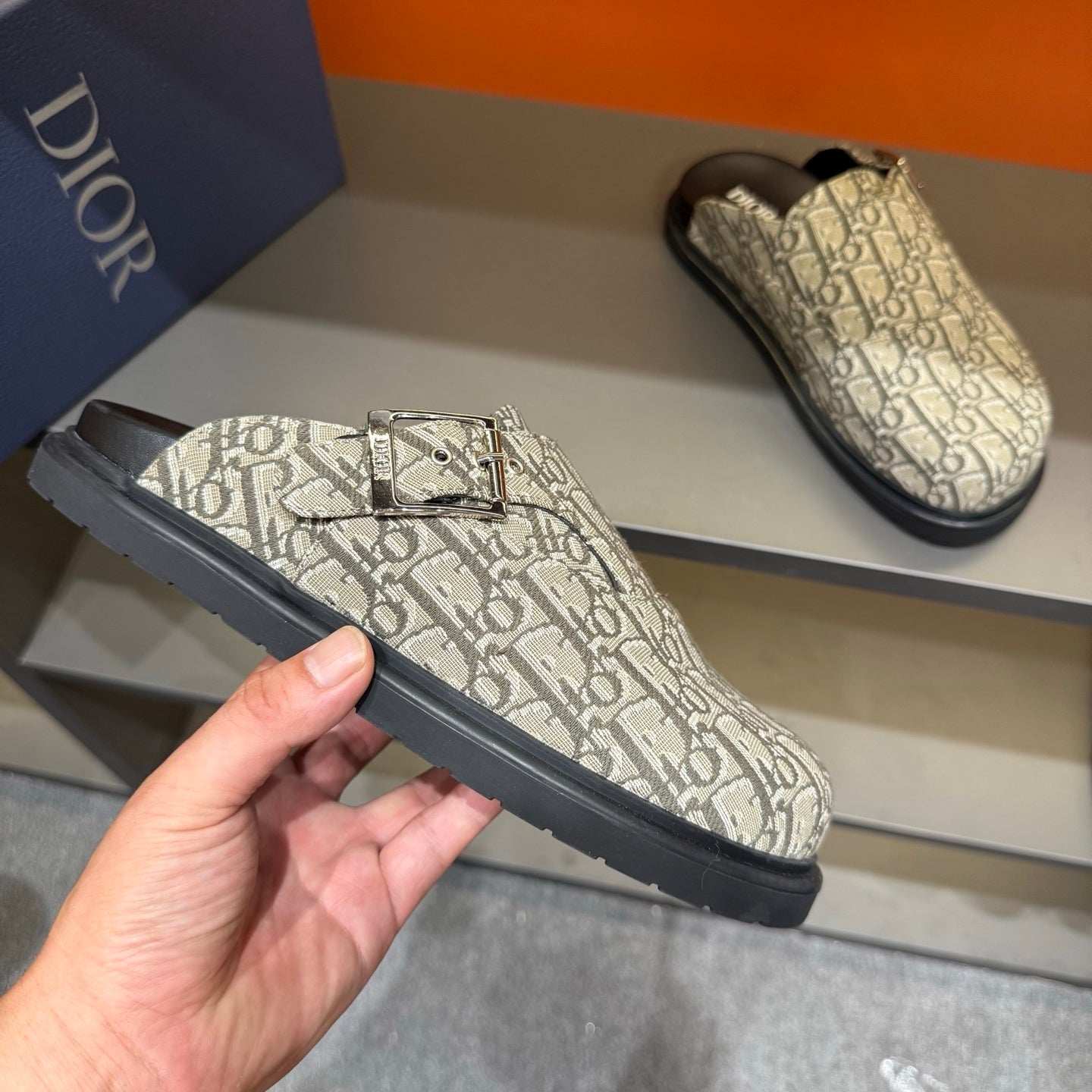 CD Clogs - Beige Oblique