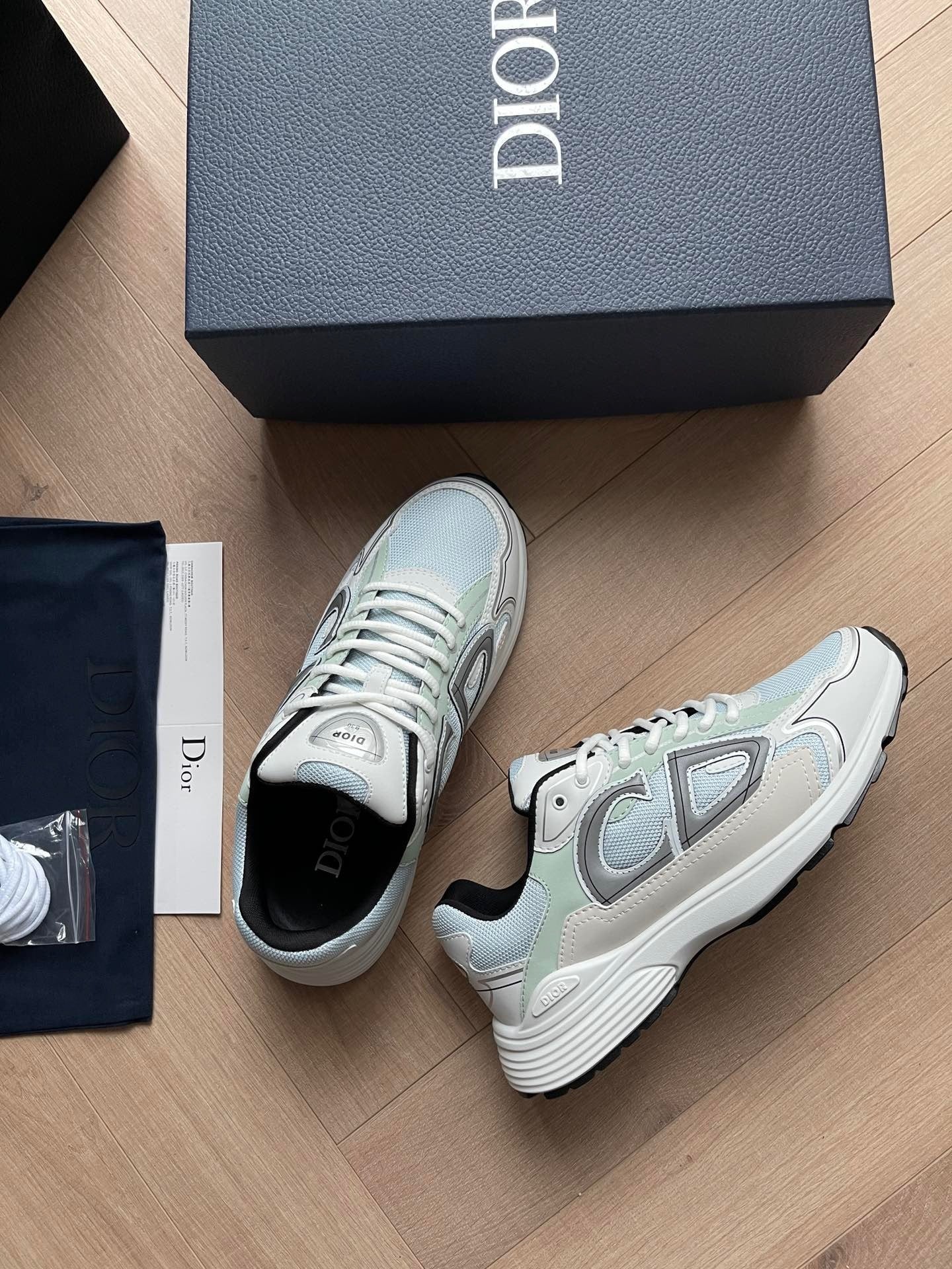 CD B30 Trainers - Mint Green