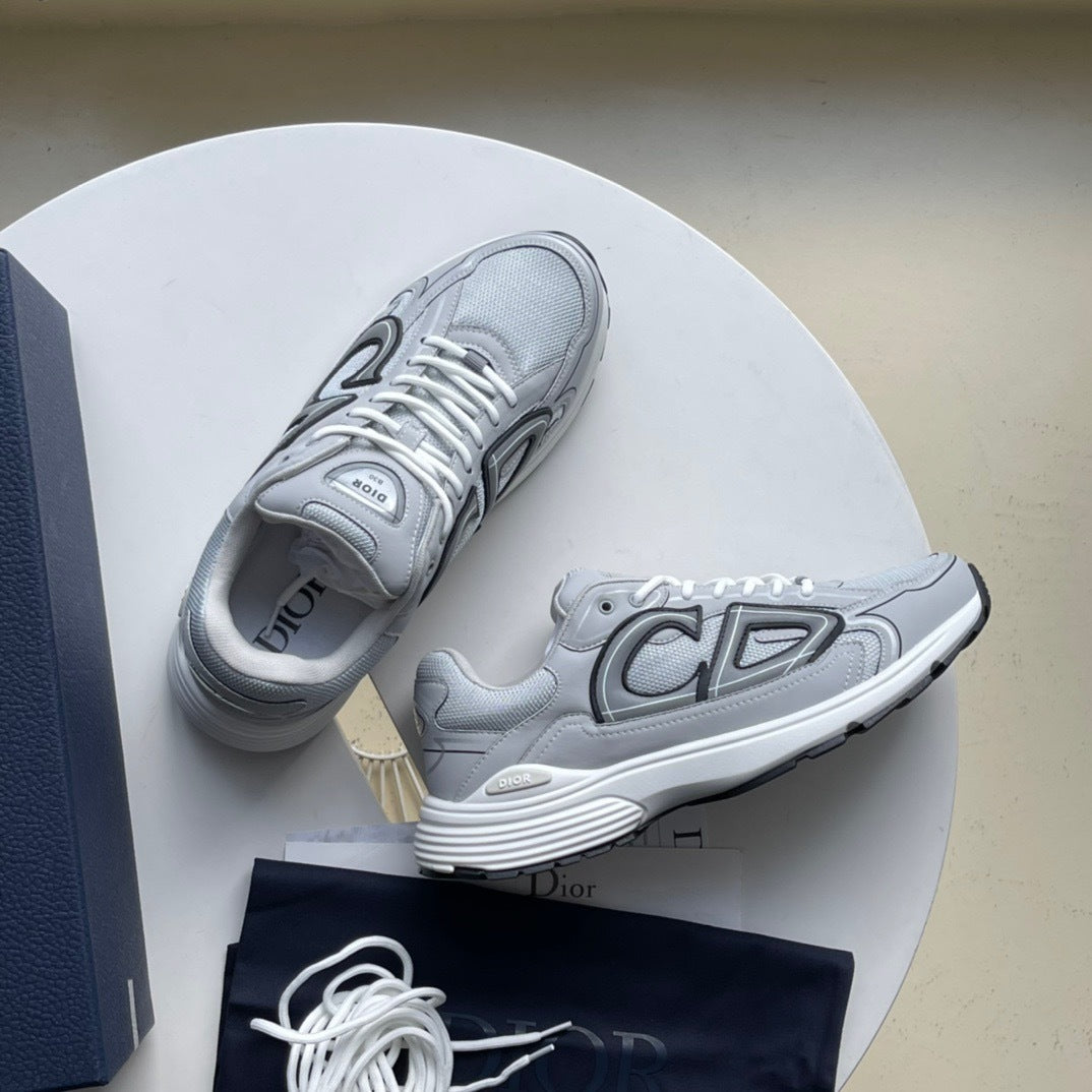 CD B30 Trainers - Light Grey