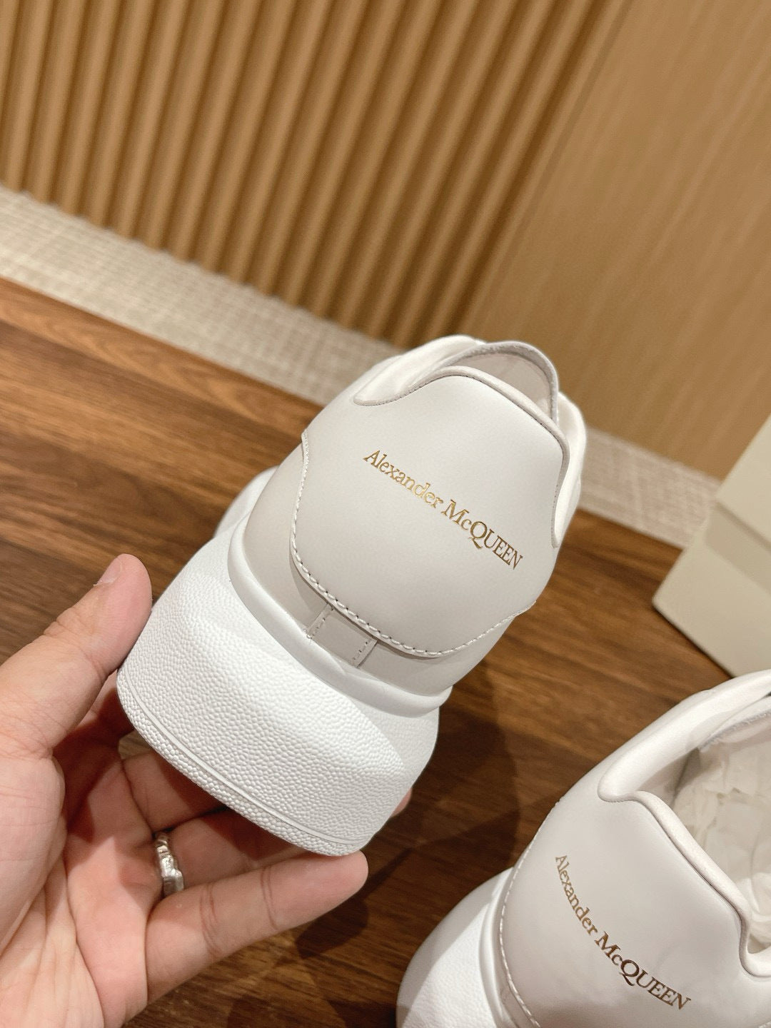 MCQN Sneaker - White