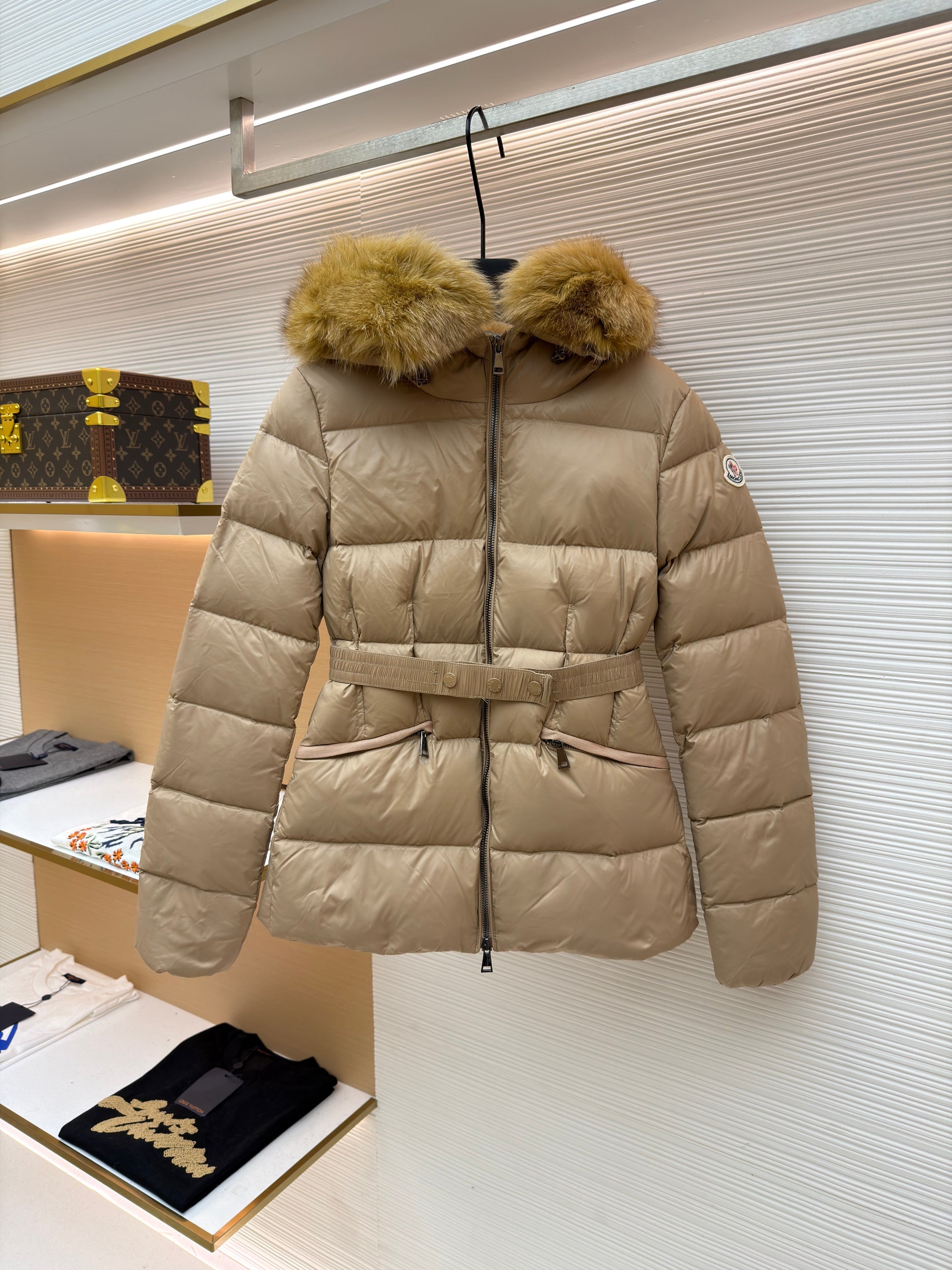 MNCLR Down Jacket - Camel Beige