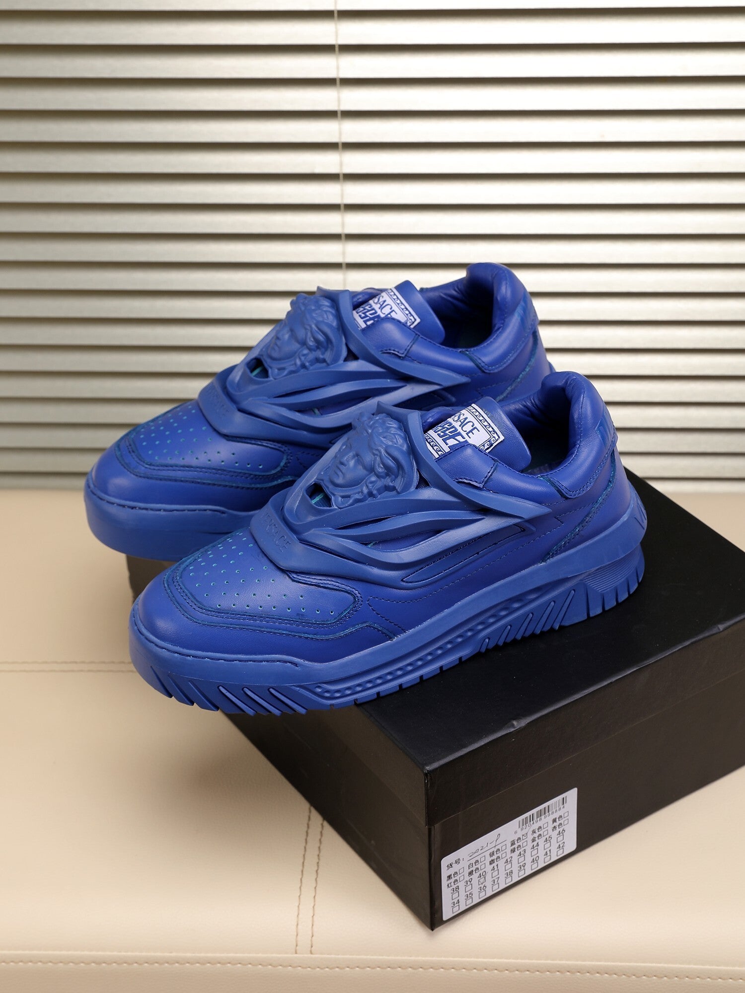 VSC Medusa Sneaker - Royal Blue